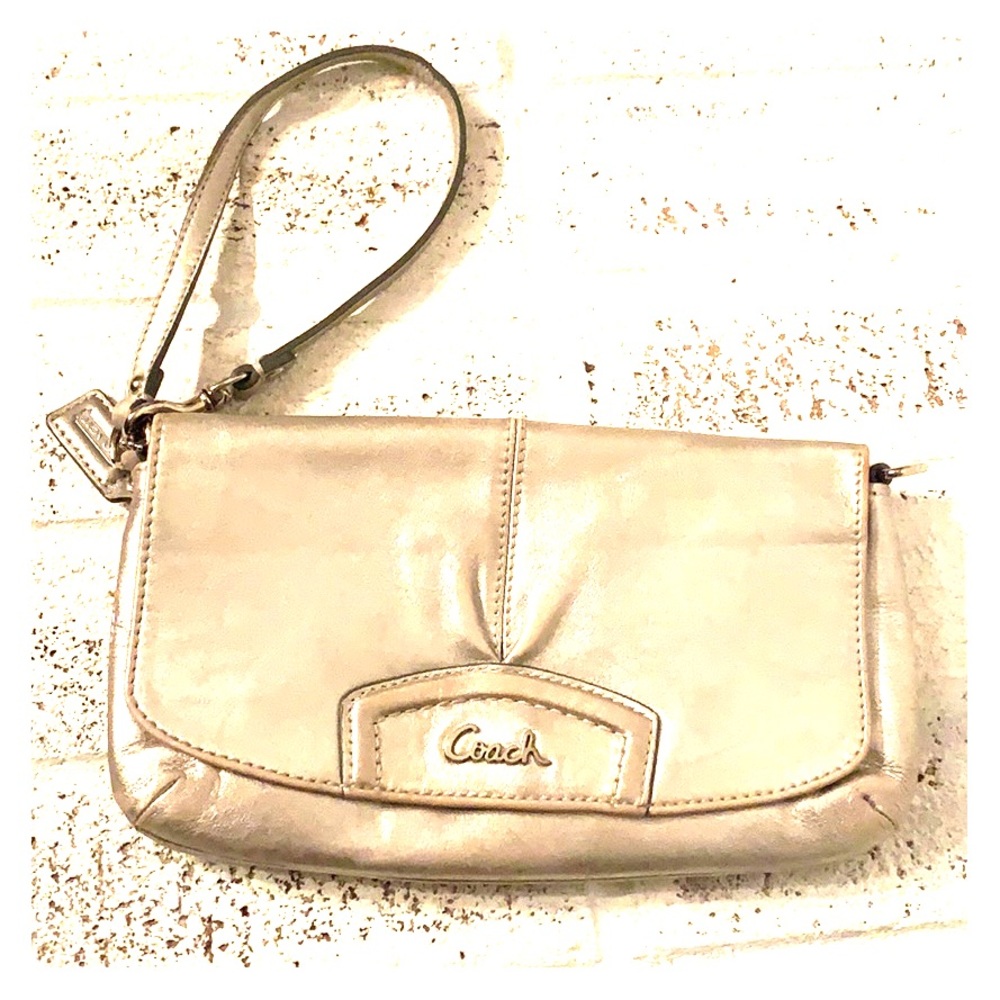 Coach clutch/wristlet